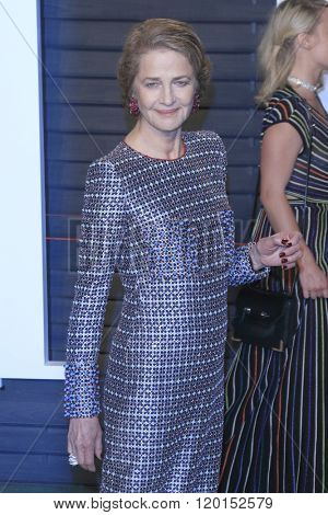 LOS ANGELES - FEB 28:  Charlotte Rampling at the 2016 Vanity Fair Oscar Party at the Wallis Annenberg Center for the Performing Arts on February 28, 2016 in Beverly Hills, CA