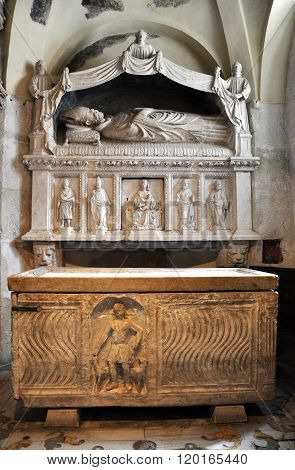 Sarcophagus Of Saint Domnius In Split, Croatia