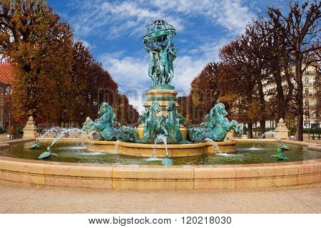 Luxembourg Garden in Paris Fontaine de Observatoir Paris.