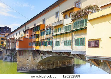 Old bridge (Ponte Vecchio) in Florence, Italy