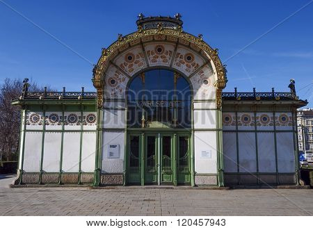 Karlsplatz Station In Wien