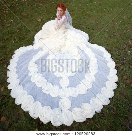 Pretty Bride Outdoor