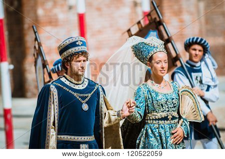 Couple Of Medieval Nobles On Parade
