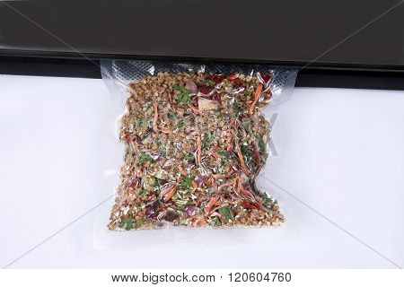 The Vacuum Sealer For Dry Foods
