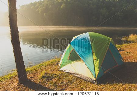 camping
