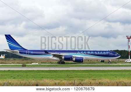 Azerbaijan Airlines Airbus A340