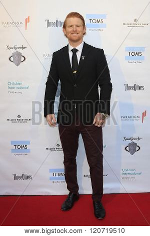 MALIBU - MAR 5: Brad Fite at the Children International Charity's 'Share The Love Around The World' Fundraiser at Rocky Oaks Malibu on March 5, 2016 in Malibu, California