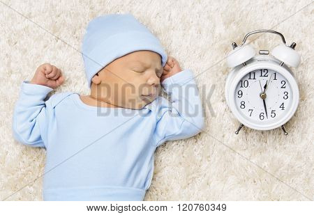 Sleeping Newborn Baby And Clock, New Born Sleep In Bed