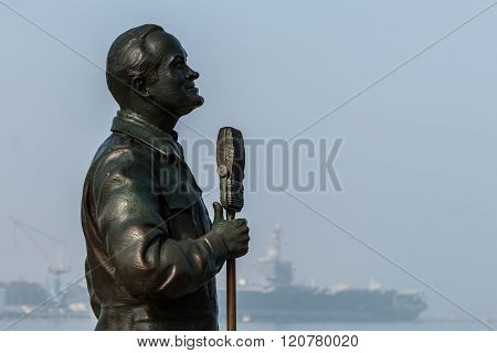 Bronze Statue of Bob Hope in San Diego, California