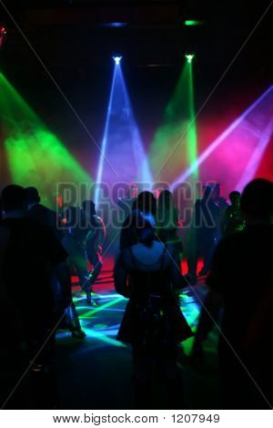 Siluetas de baile adolescentes