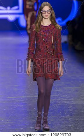 Anna Sui - Fall Winter 2016 Collection