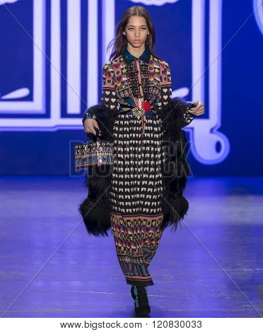 Anna Sui - Fall Winter 2016 Collection