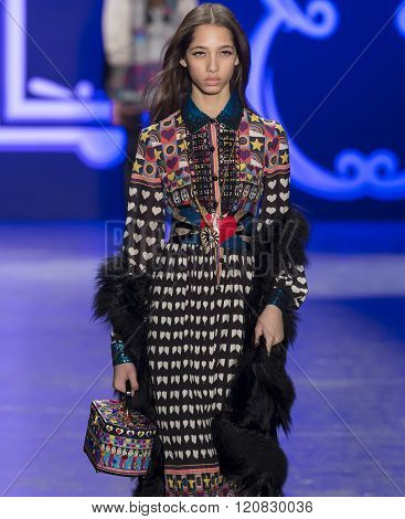Anna Sui - Fall Winter 2016 Collection