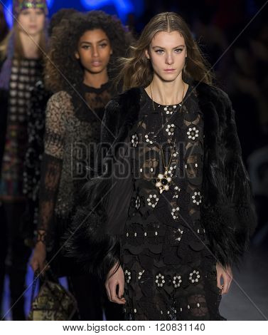 Anna Sui - Fall Winter 2016 Collection