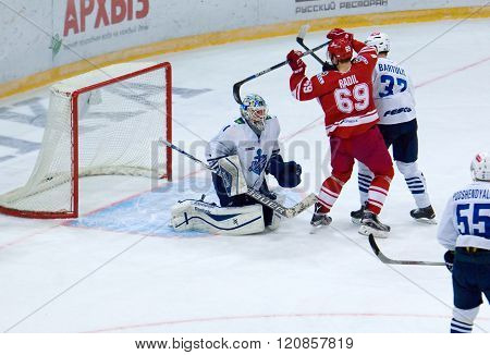Lukas Radil (69) Score