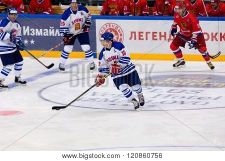 Reijo Ruotsalainen (10) In Action