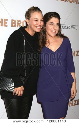 LOS ANGELES - MAR 7:  Kaley Cuoco, Mayim Bialik at the The Bronze Premiere at the SilverScreen Theater at the Pacific Design Center on March 7, 2016 in Los Angeles, CA