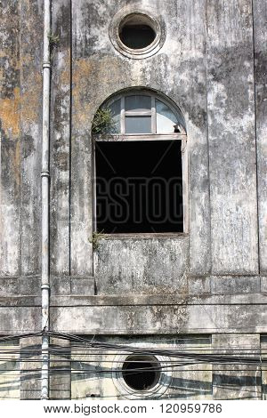 colonial building in the town of Yangon, Myanmar
** Note: Soft Focus at 100%, best at smaller sizes