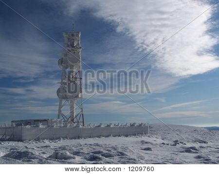 Observatorium auf der Spitze des Berges