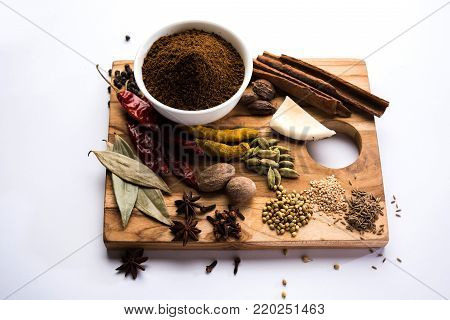 Colourful spices for Garam Masala. Food ingredients for garam masala, indian spice mix with Powder. Selective focus