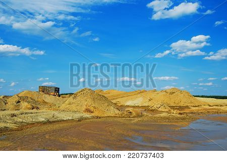 Gold Mining By The Hydraulic Method