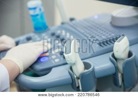 Ultrasound machine doctor