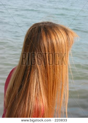 Mujer con cabello largo