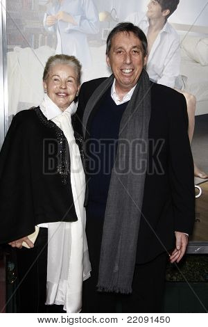 LOS ANGELES - JAN 11: Ivan Reitman til premieren på 'No Strings Attached' på Regency landsby T