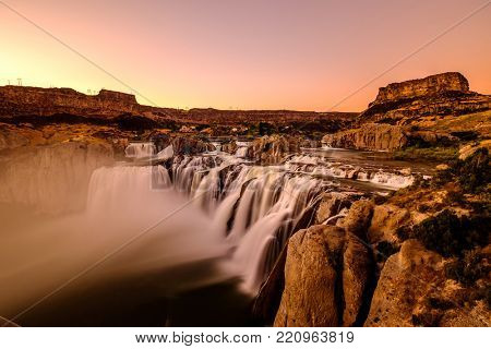 Shoshone Falls at sunset in Twin Falls, Idaho, USA.