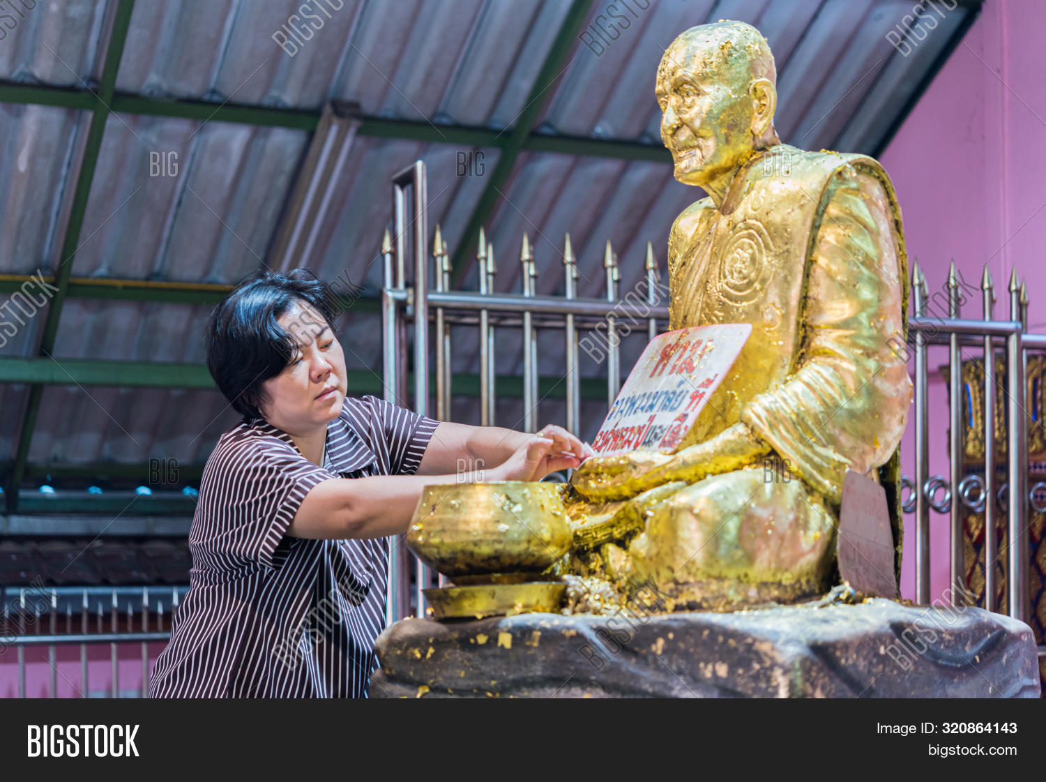 Thai Buddhism Pray Image & Photo (Free Trial) Bigstock