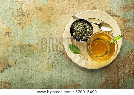 Cup Of Tea With Dry Tea- Classic Black And Green Tea Flavour
