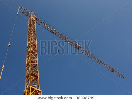 Büyük kule vinç