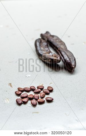 Carob Seeds And Pods Carats / Locust Beans Ready To Use.