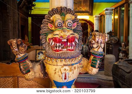 Cochin, India - March 14, 2012: Souvenir Shop At The Market Street In Fort Kochi In Cochin City, Ind