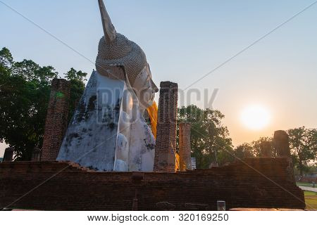 Sunrise At The Big Buddhist Monks Luang Phor Tuad Statue At Buddha Uttayarn Maharach Project Ayuttha