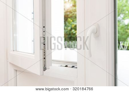 Secure Anti-theft Burglars-proof Window Locking Mechanism - Strong Modern Pvc Metal Window