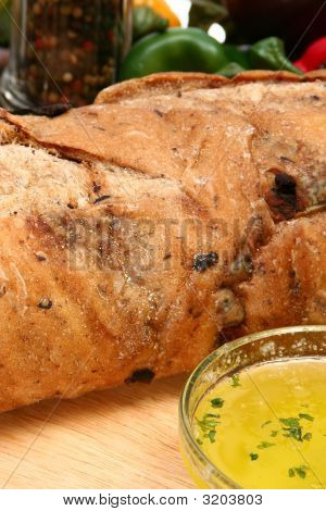 Zeytin ekmek ekmek mutfakta