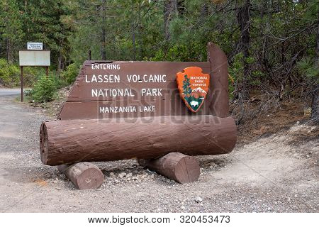 Lassen County, Ca - July 9, 2019: Entrance Sign For Lassen Volcanic National Park - Manzanita Lake E