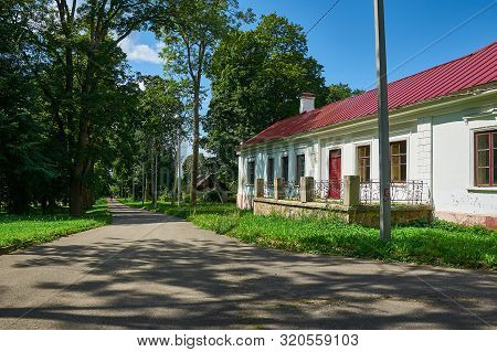 Manor Starzhinsky