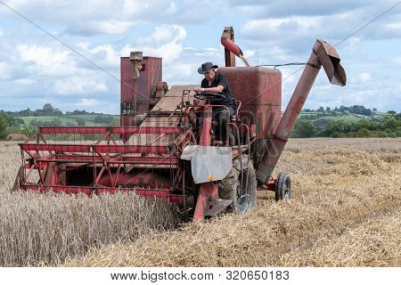 Yesterdays Farming 2019 At Haselbury Plucknett