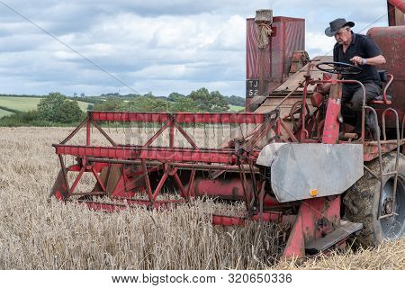 Yesterdays Farming 2019 At Haselbury Plucknett