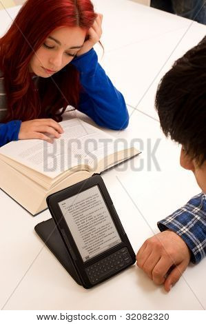 Ebook vs papieru książki