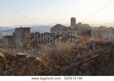 Craco, Abandoned Ghost Town In Basilicata - Italy