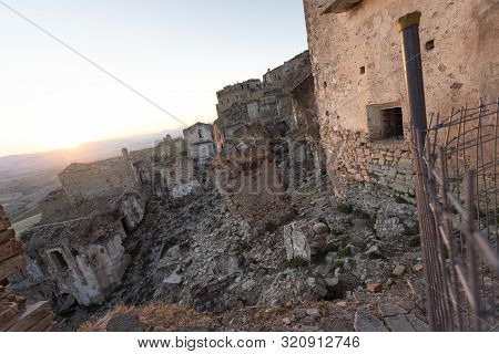 Craco, Abandoned Ghost Town In Italy To Mean A Concept