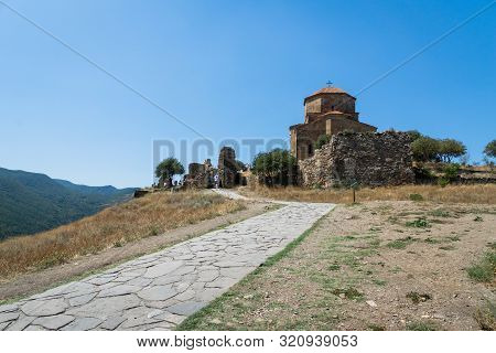 Mtskheta, Georgia - August 2019: Jvari Church View And Visitors. Jvari Church Is A Beautiful Sixth C