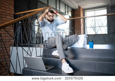 Freelancer Feeling Overloaded While Having Difficult Task