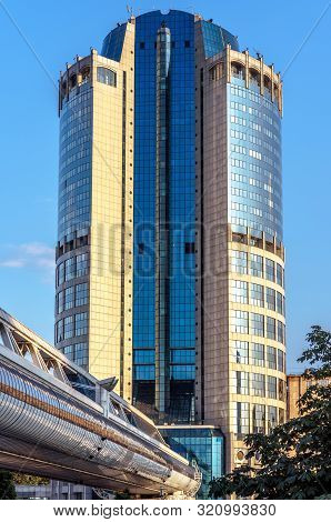 Moscow - Sep 10, 2017: Tower 2000 And Bagration Bridge In Moscow-city District, Russia. Moscow Inter