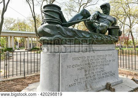 Brooklyn, New York - Apr 24, 2021: Monitor And The Merrimac Sculpture And Shelter Pavilion At Monsig