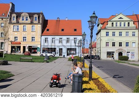 Wodzislaw Slaski, Poland - May 11, 2021: People Visit The Main City Square (rynek) In Wodzislaw Slas