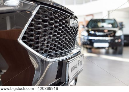 Russia, Izhevsk - February 17, 2021: Haval Showroom. Haval Logo On A Bumper Of New F7x. New Cars At 